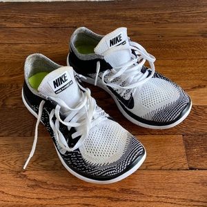 Women’s Nike Free Flyknit 4.0 Shoes